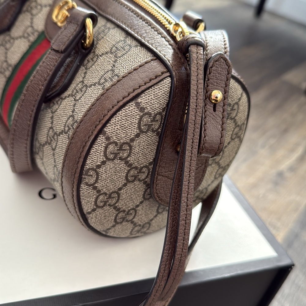Gucci Brown Monogram Handbag - Picture 7 of 10